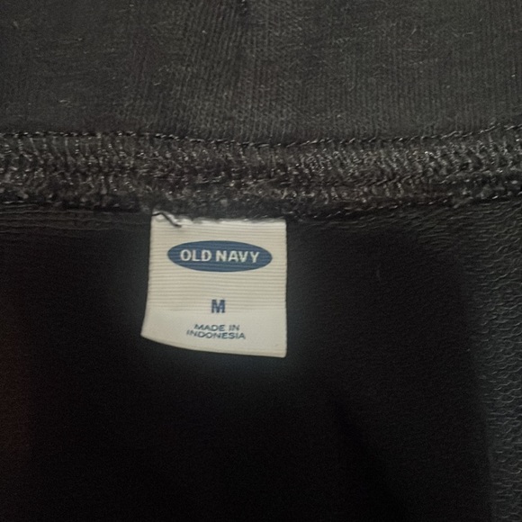 2 pair of women’s shorts size M - Picture 5 of 5